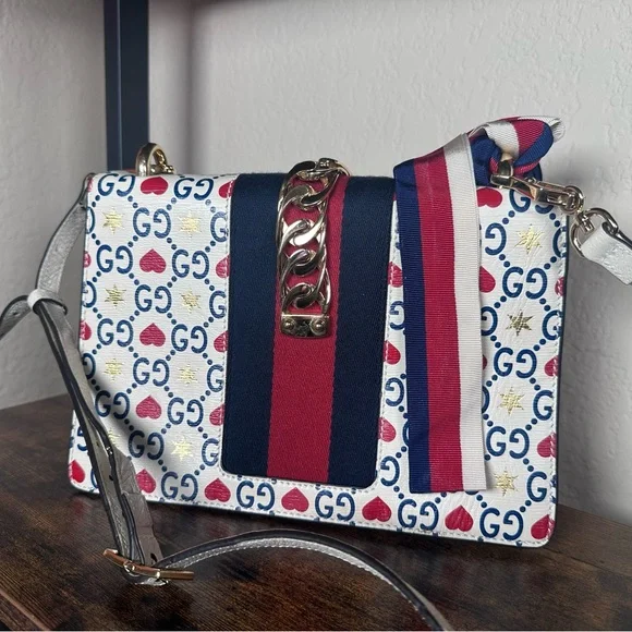 Authentic Limited Edition Gucci White and Red Heart Sylvie